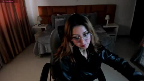 Snapshot of katnia_and_marcuz chatting on 7, 11, 2025 Katnia and Marcuz online show from 7, 11, 2025