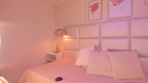 Snapshot of katte_winslet_ chatting on 15, 12, 2025 katte_winslet_ online show from 15, 12, 2025