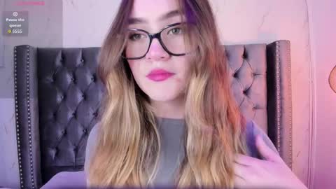Snapshot of katte_winslet_ chatting on 19, 12, 2025 katte_winslet_ online show from 19, 12, 2025