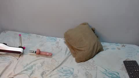 Katty Loveless online show from 7, 10, 2025