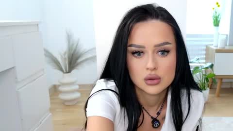 Snapshot of katty_pery chatting on 2, 5, 2026 Katty Perry online show from 2, 5, 2026