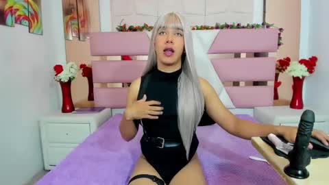 KattyJener online show from 6, 4, 2026