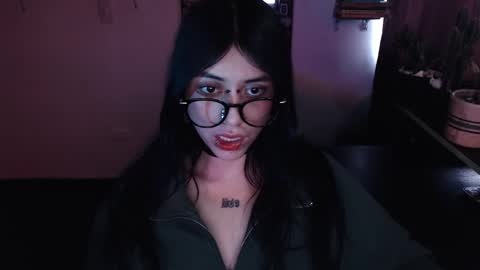 Snapshot of kattze chatting on 2, 3, 2025      online show from 2, 3, 2025