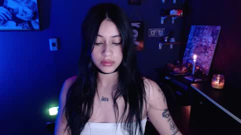 Snapshot of kattze chatting on 26, 10, 2025      online show from 26, 10, 2025