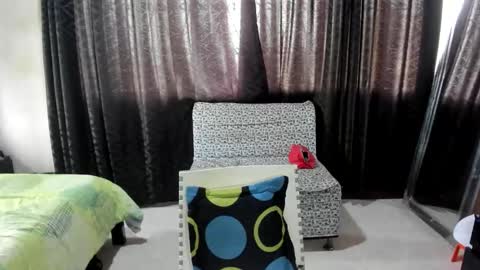 Snapshot of katy_bello chatting on 3, 6, 2026 katy online show from 3, 6, 2026