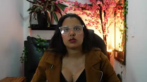 Snapshot of katy_blush chatting on 16, 5, 2026 katy_blush online show from 16, 5, 2026