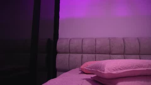 Katy online show from 5, 11, 2025