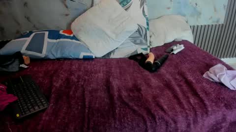 Snapshot of katy_singer chatting on 2, 12, 2024 katherin online show from 2, 12, 2024