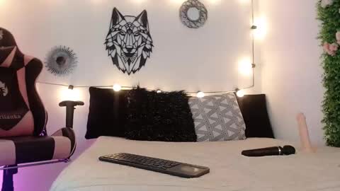 Katy Van online show from 7, 2, 2025