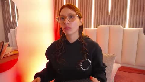 Snapshot of katy_van chatting on 8, 2, 2026 Katy Van online show from 8, 2, 2026