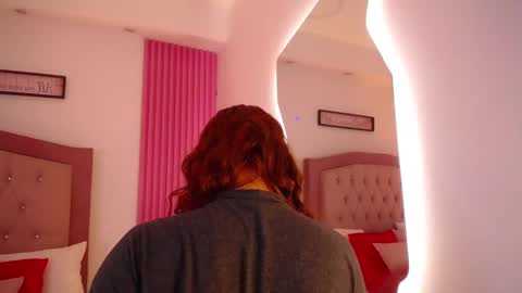 Snapshot of katy_van chatting on 24, 2, 2026 Katy Van online show from 24, 2, 2026