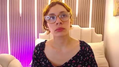 Snapshot of katy_van chatting on 27, 2, 2026 Katy Van online show from 27, 2, 2026