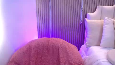Snapshot of katy_van chatting on 9, 6, 2026 Katy Van online show from 9, 6, 2026