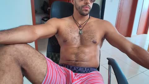 Snapshot of kaurilop chatting on 6, 1, 2025 Kauri Lop online show from 6, 1, 2025