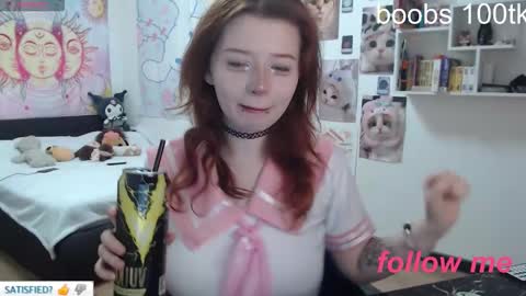 Snapshot of kawaii_angell chatting on 12, 9, 2025 anfisa online show from 12, 9, 2025