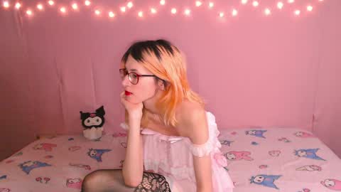 Snapshot of kawaii_tiffy chatting on 23, 4, 2026 Tiffany online show from 23, 4, 2026