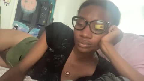 Snapshot of kawaiistrfkr chatting on 20, 10, 2025 kawaiistrfkr online show from 20, 10, 2025