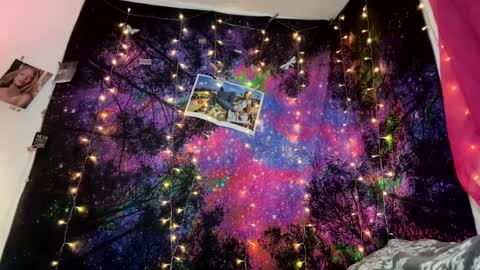 kay_la online show from 7, 10, 2025