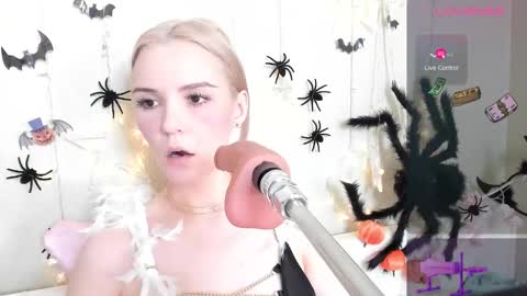 KAYA online show from 28, 10, 2025