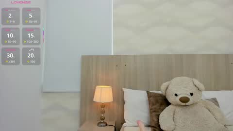   online show from 18, 11, 2025