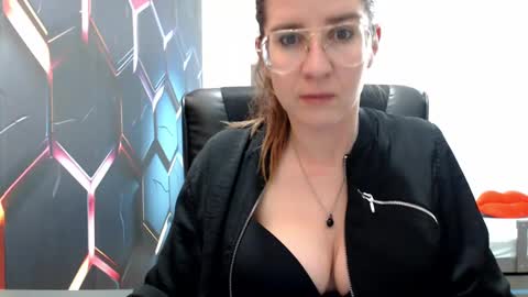 Snapshot of kayalips chatting on 10, 1, 2025 KayaLips online show from 10, 1, 2025