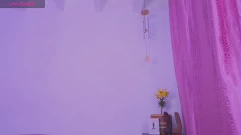 Cattleya stone online show from 8, 4, 2026