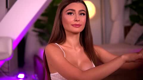 kaylabray online show from 22, 9, 2025