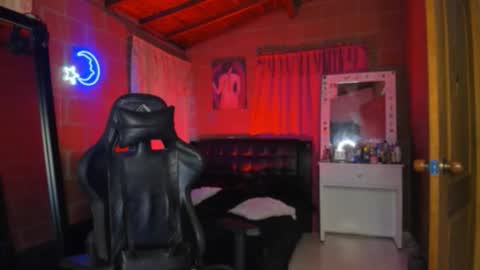 Snapshot of kayle______ chatting on 23, 9, 2025 INSTAjohedija online show from 23, 9, 2025