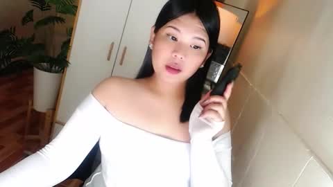 Y O U R        F U T U R E       K A Y L E E  online show from 6, 1, 2026