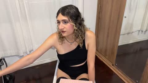 Snapshot of kayleesims_ chatting on 21, 6, 2026 Kaylee Sims online show from 21, 6, 2026
