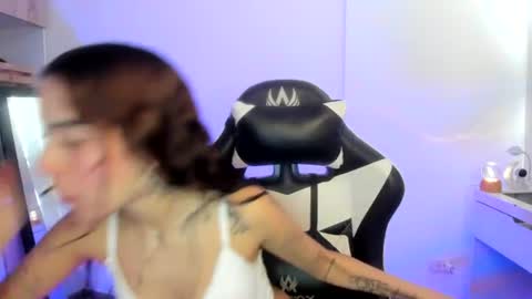 Snapshot of kaylie_xxx chatting on 23, 6, 2026 kaylie online show from 23, 6, 2026