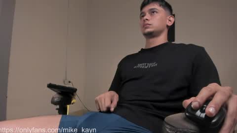 Mike online show from 12, 4, 2026