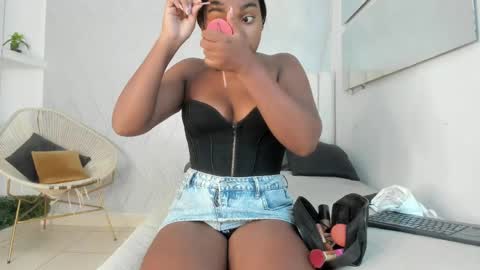 Snapshot of kayna_gomez chatting on 2, 5, 2026 Kayna online show from 2, 5, 2026