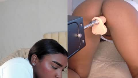 Snapshot of kayna_gomez chatting on 7, 5, 2026 Kayna online show from 7, 5, 2026