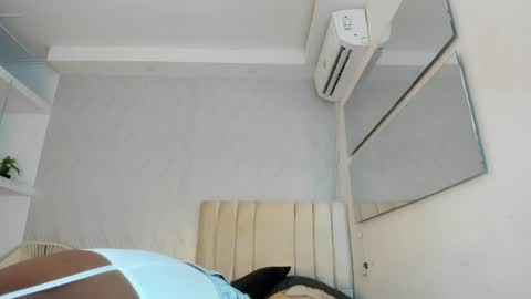 Snapshot of kayna_gomez chatting on 9, 5, 2026 Kayna online show from 9, 5, 2026