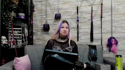 Miss Kazia online show from 5, 12, 2025