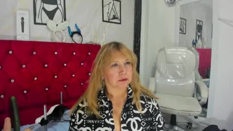 KAZSANDRAH online show from 6, 6, 2026