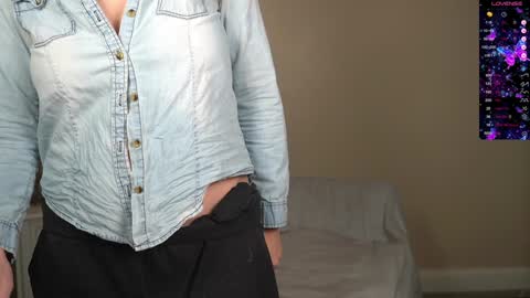 EliandKylie online show from 3, 2, 2025