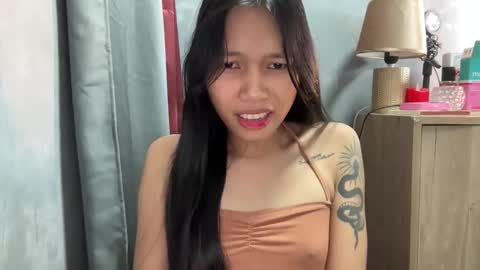 Its me Cora online show from 5, 12, 2025