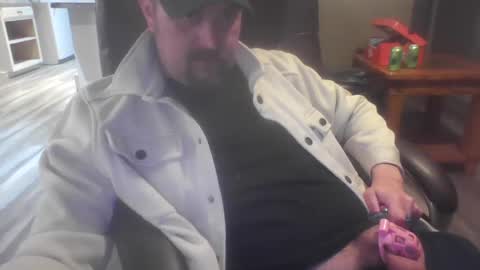 kchristi325 online show from 25, 1, 2025