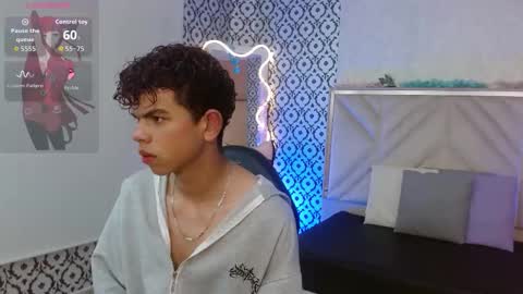 Snapshot of keahi_tay chatting on 24, 2, 2026 keahi online show from 24, 2, 2026