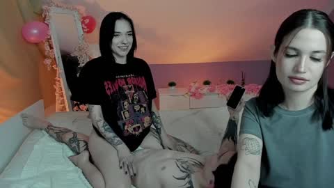 Snapshot of kebesheska chatting on 16, 1, 2025 Seb Polly Roxy Jonny online show from 16, 1, 2025