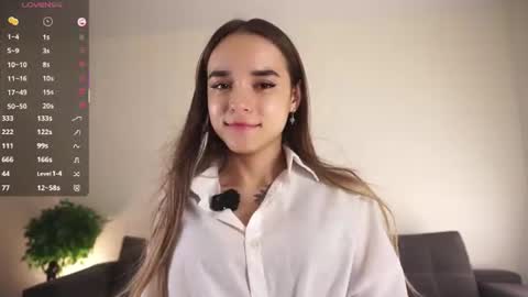 Snapshot of keeleyreineck chatting on 24, 6, 2026 Nika online show from 24, 6, 2026