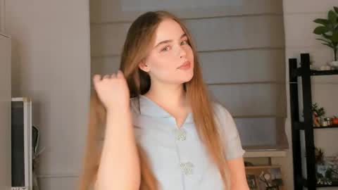 Snapshot of keen_mirage chatting on 6, 4, 2026 keen_mirage online show from 6, 4, 2026