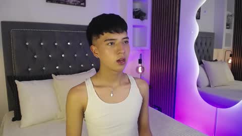 Snapshot of keen_nico chatting on 24, 2, 2026 nico online show from 24, 2, 2026