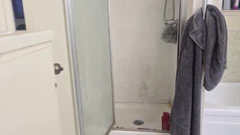 Snapshot of keepingmiyouth chatting on 12, 1, 2025 Dexter online show from 12, 1, 2025