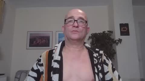 Snapshot of keilie1 chatting on 2, 1, 2025 keilie1 online show from 2, 1, 2025