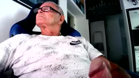 keinewill2504 online show from 27, 7, 2026