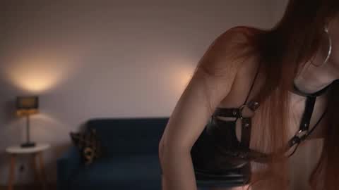 keira_knight online show from 20, 9, 2025