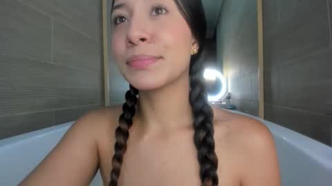 keiry_gonzalez11_aws online show from 8, 10, 2025